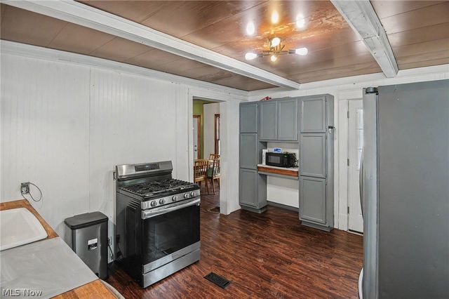 853 Summit Street NW, Warren, OH 44485