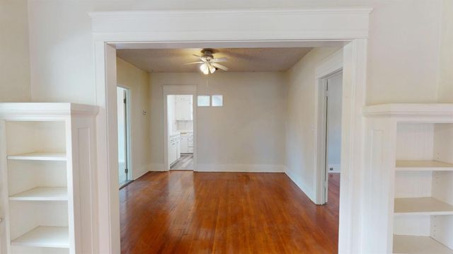 2605 N Wishon Avenue, Fresno, CA 93704