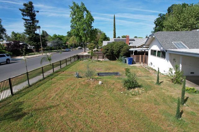 2605 N Wishon Avenue, Fresno, CA 93704