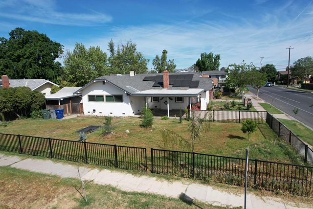 2605 N Wishon Avenue, Fresno, CA 93704