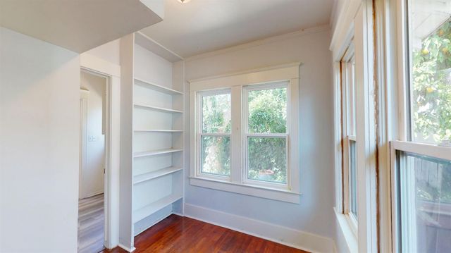 2605 N Wishon Avenue, Fresno, CA 93704