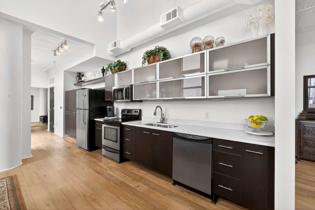 2115 Yeaman Pl Apt 402, Nashville, TN 37206