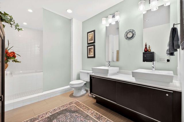 2115 Yeaman Pl Apt 402, Nashville, TN 37206