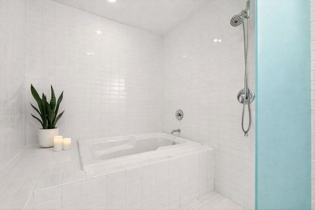 2115 Yeaman Pl Apt 402, Nashville, TN 37206