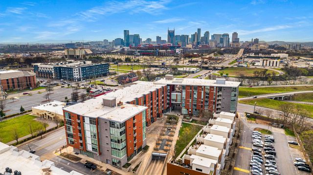 2115 Yeaman Pl Apt 402, Nashville, TN 37206