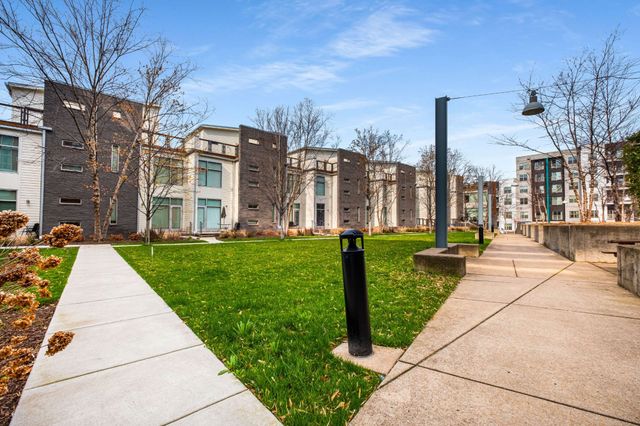 2115 Yeaman Pl Apt 402, Nashville, TN 37206