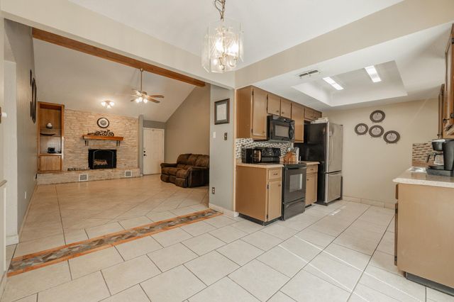 1713 Parkside CIR, Round Rock, TX 78664