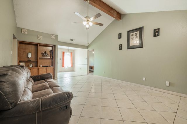 1713 Parkside CIR, Round Rock, TX 78664