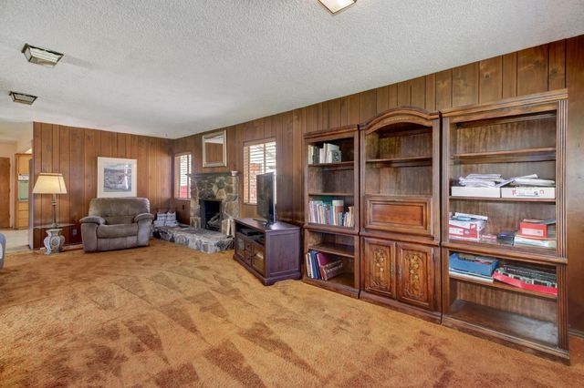 3845 Lynwood Way, Sacramento, CA 95864