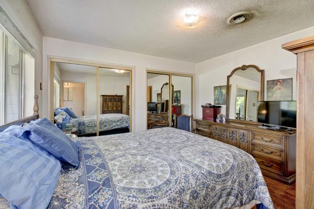 3845 Lynwood Way, Sacramento, CA 95864