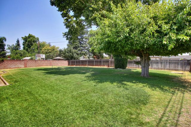 3845 Lynwood Way, Sacramento, CA 95864