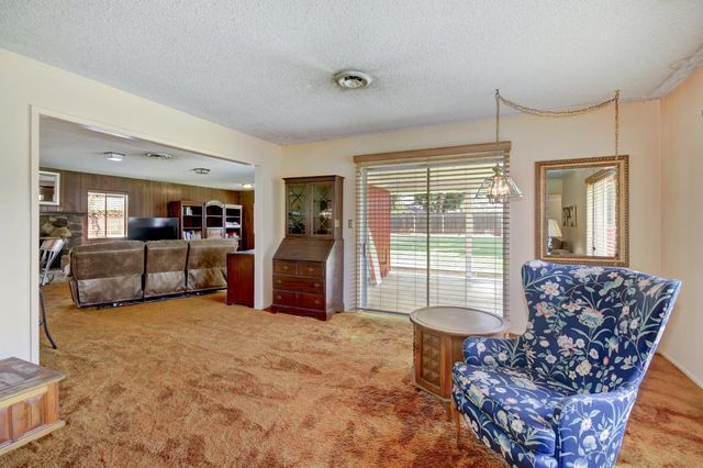 3845 Lynwood Way, Sacramento, CA 95864