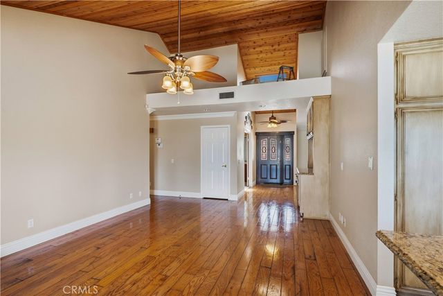30027 Swan Point, Canyon Lake, CA 92587