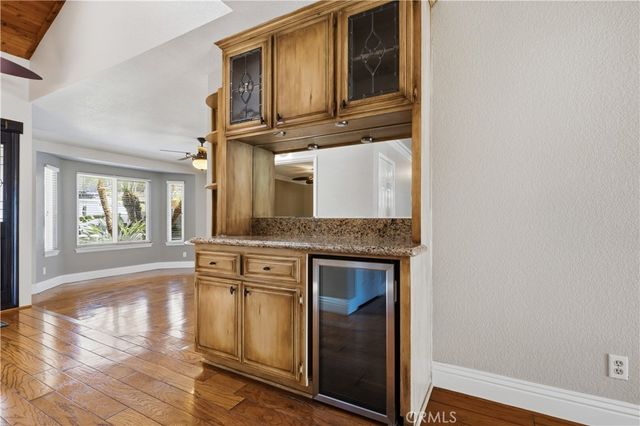 30027 Swan Point, Canyon Lake, CA 92587