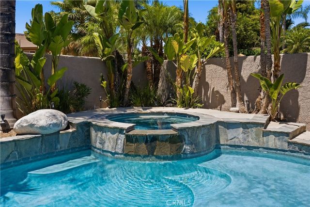 30027 Swan Point, Canyon Lake, CA 92587