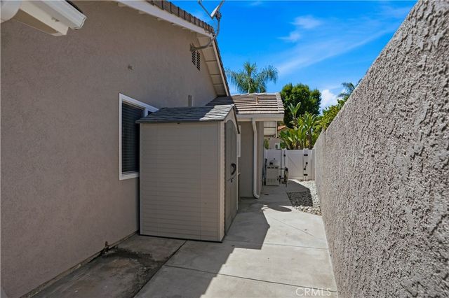 30027 Swan Point, Canyon Lake, CA 92587