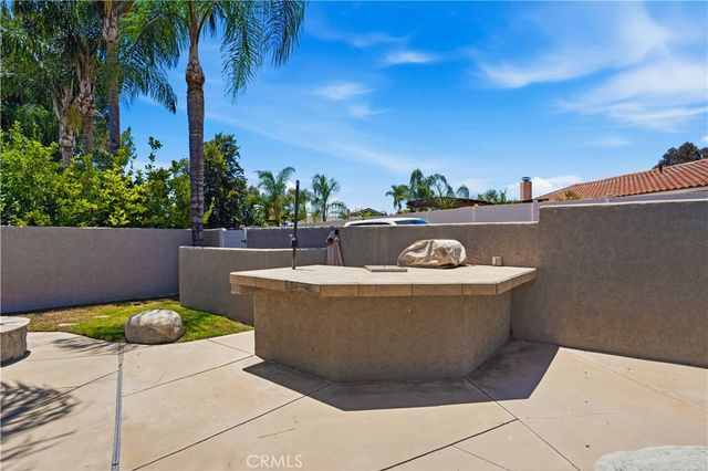 30027 Swan Point, Canyon Lake, CA 92587
