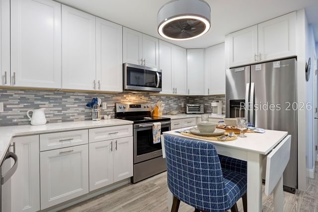 239 Beach City Rd Apt 1124, Hilton Head Island, SC 29926