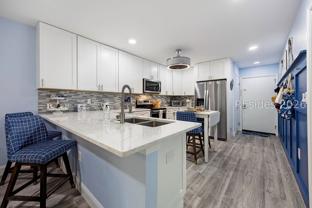 239 Beach City Rd Apt 1124, Hilton Head Island, SC 29926