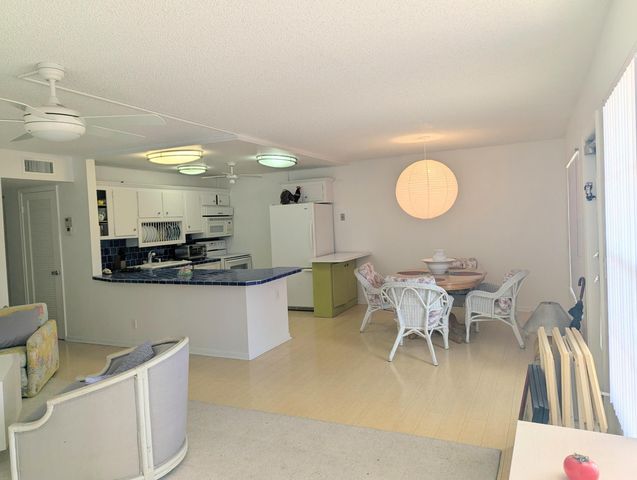 113 Wellington M, West Palm Beach, FL 33417