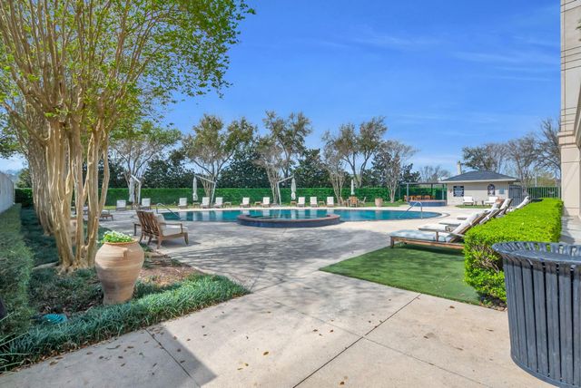 3333 Allen Parkway 406, Houston, TX 77019