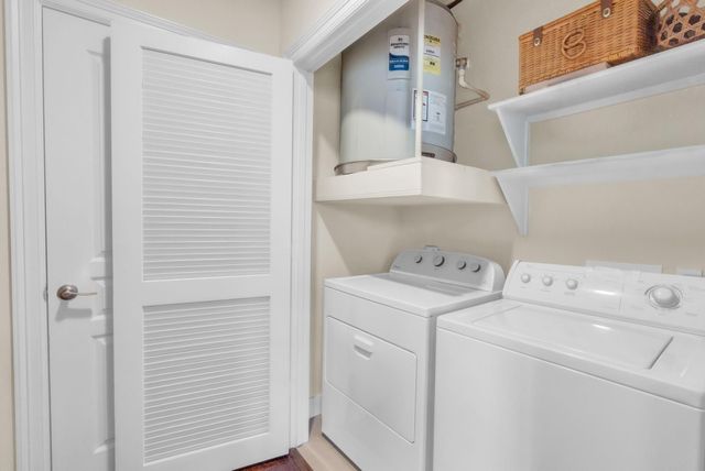 3333 Allen Parkway 406, Houston, TX 77019