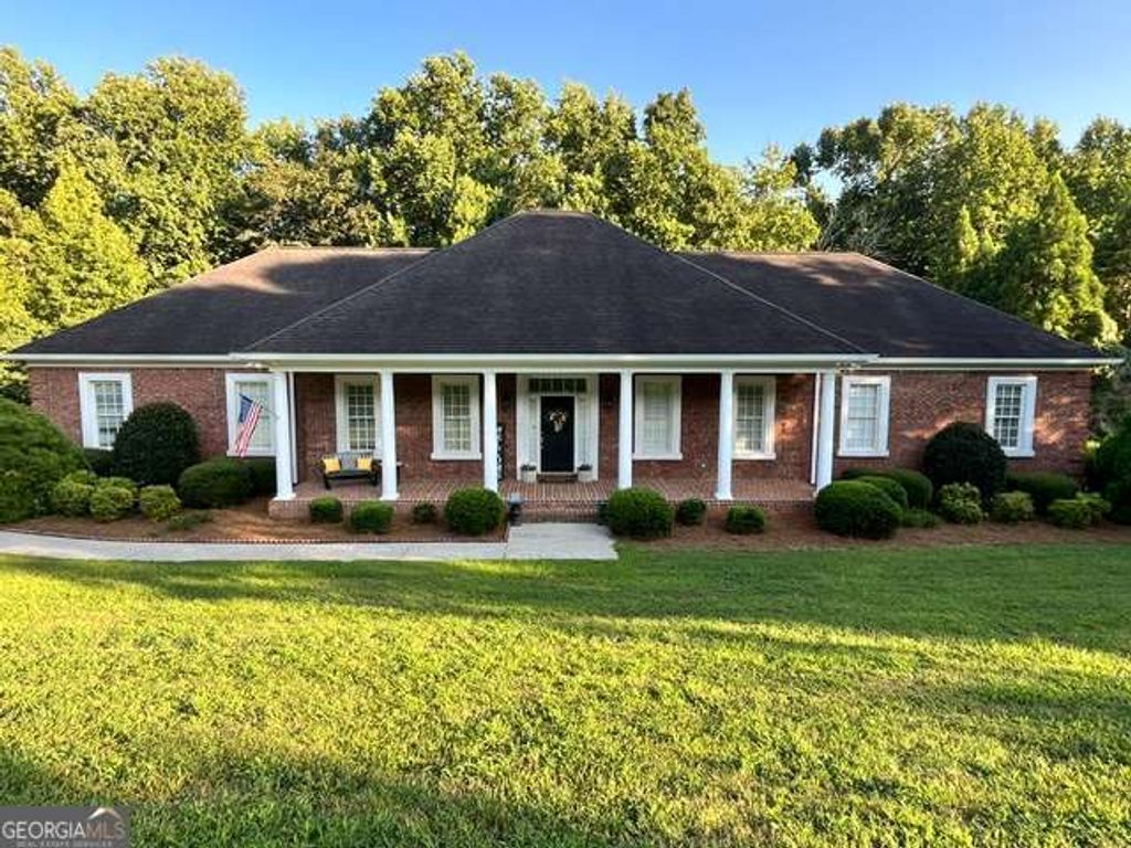 4593 Montclair Circle, Gainesville, GA 30506