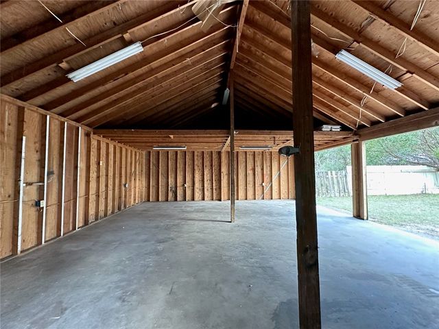 241 S Elm Lane, Jesup, GA 31545