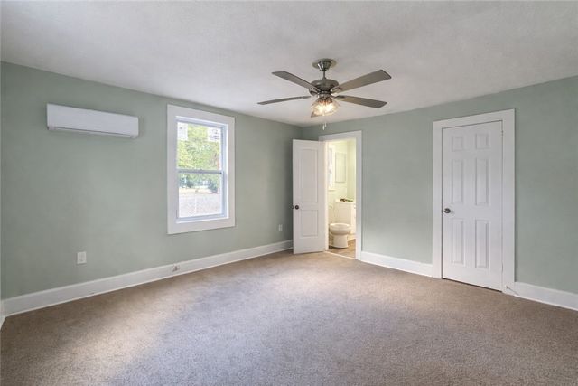 241 S Elm Lane, Jesup, GA 31545