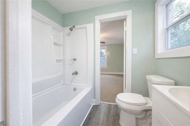 241 S Elm Lane, Jesup, GA 31545