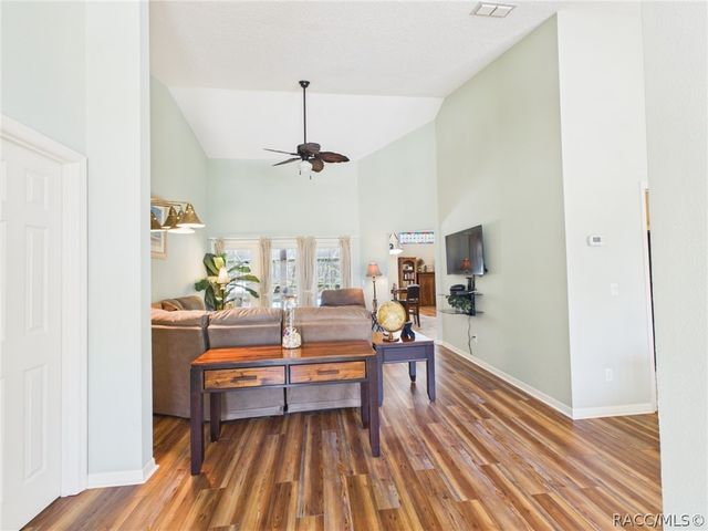186 Linder Drive, Homosassa, FL 34446