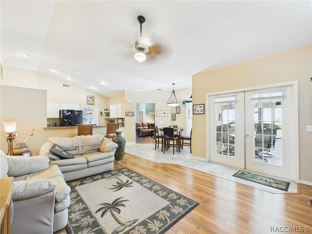 186 Linder Drive, Homosassa, FL 34446