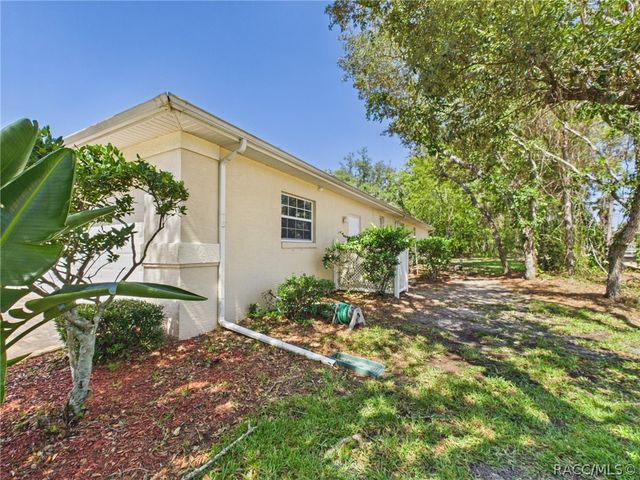 186 Linder Drive, Homosassa, FL 34446