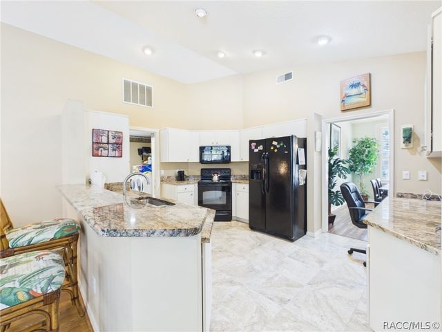 186 Linder Drive, Homosassa, FL 34446