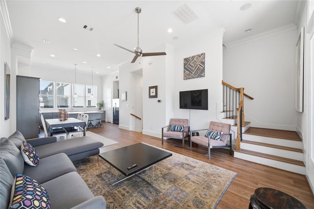 707 Bringhurst Street, Houston, TX 77020