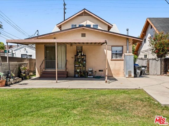 144 W 45th Street, Los Angeles, CA 90037