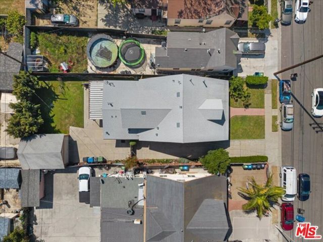 144 W 45th Street, Los Angeles, CA 90037