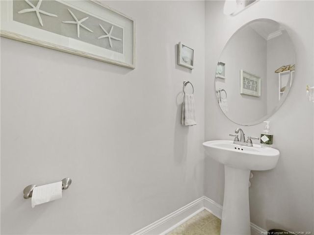 595 Avenue Of The Carolinas Avenue, Carthage, NC 28327