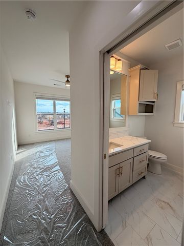 4103 W Murfield Drive, Rogers, AR 72758