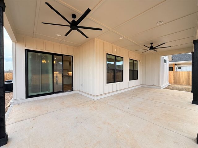 4103 W Murfield Drive, Rogers, AR 72758