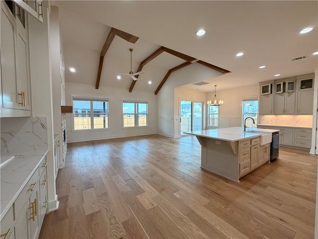 4103 W Murfield Drive, Rogers, AR 72758