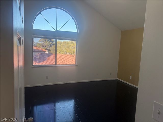 3204 Mariner Bay Street, Las Vegas, NV 89117