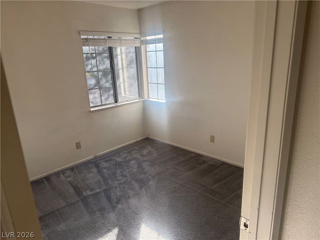 3204 Mariner Bay Street, Las Vegas, NV 89117