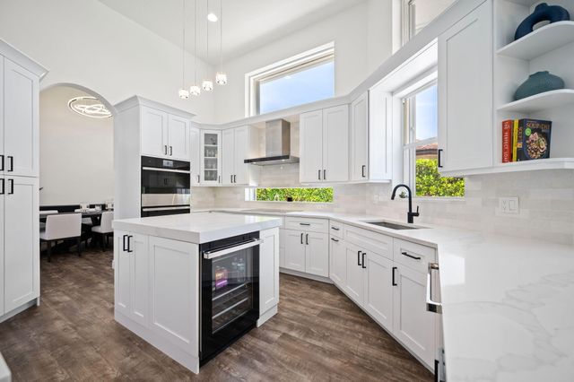 16014 Laurel Creek Drive, Delray Beach, FL 33446