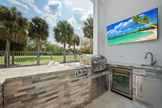 16014 Laurel Creek Drive, Delray Beach, FL 33446