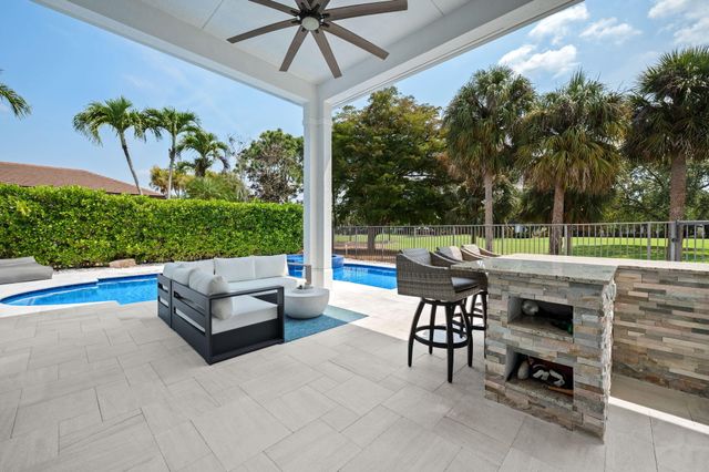 16014 Laurel Creek Drive, Delray Beach, FL 33446