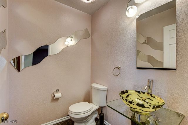 8344 Snowmass Drive, Las Vegas, NV 89128