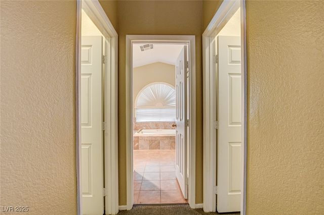 8344 Snowmass Drive, Las Vegas, NV 89128