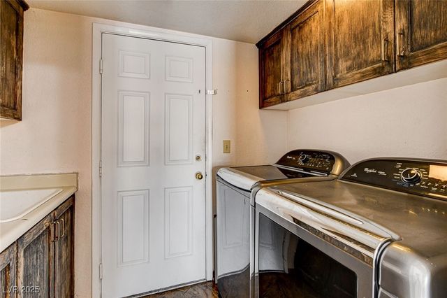 8344 Snowmass Drive, Las Vegas, NV 89128