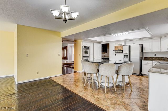 8344 Snowmass Drive, Las Vegas, NV 89128